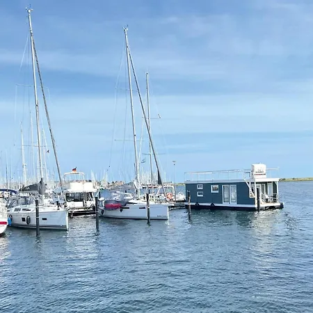Stern V - Stern Hausboot *